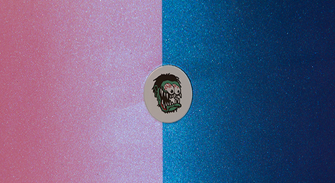 PEARL RATTLE BOMB<br />Alien!
